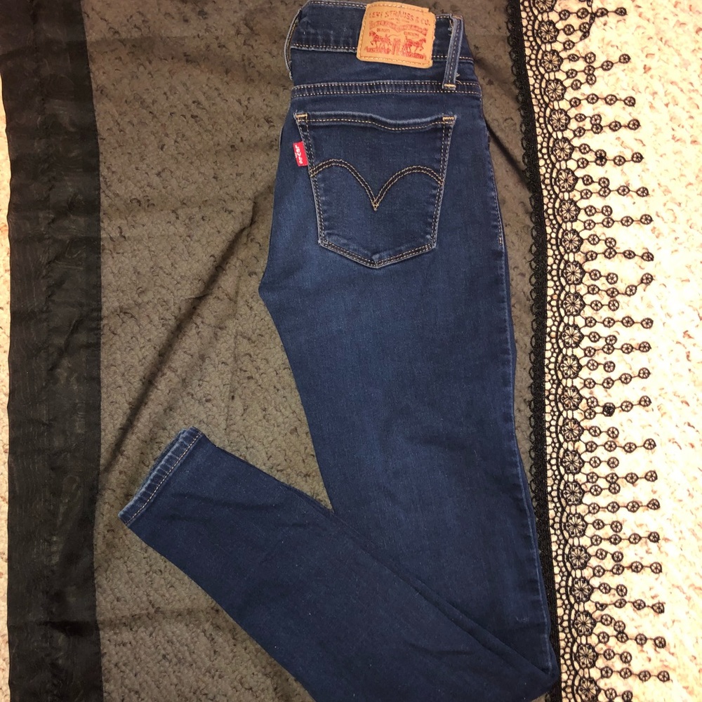 Levi super skinny jeans